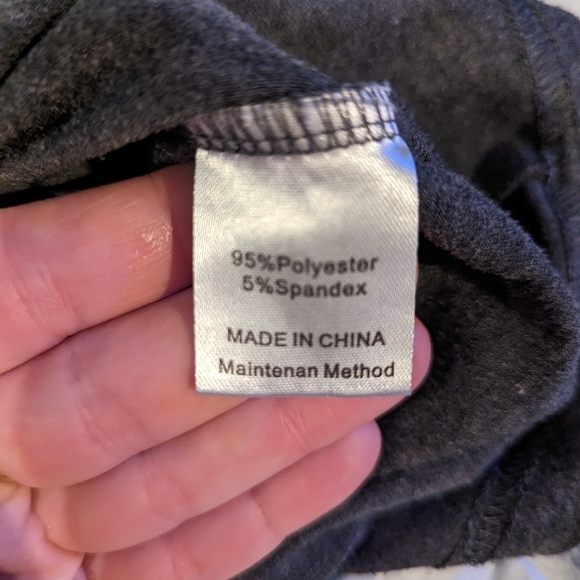 Charcoal Flowing Tunic Tank - L - Picture 2 of 5